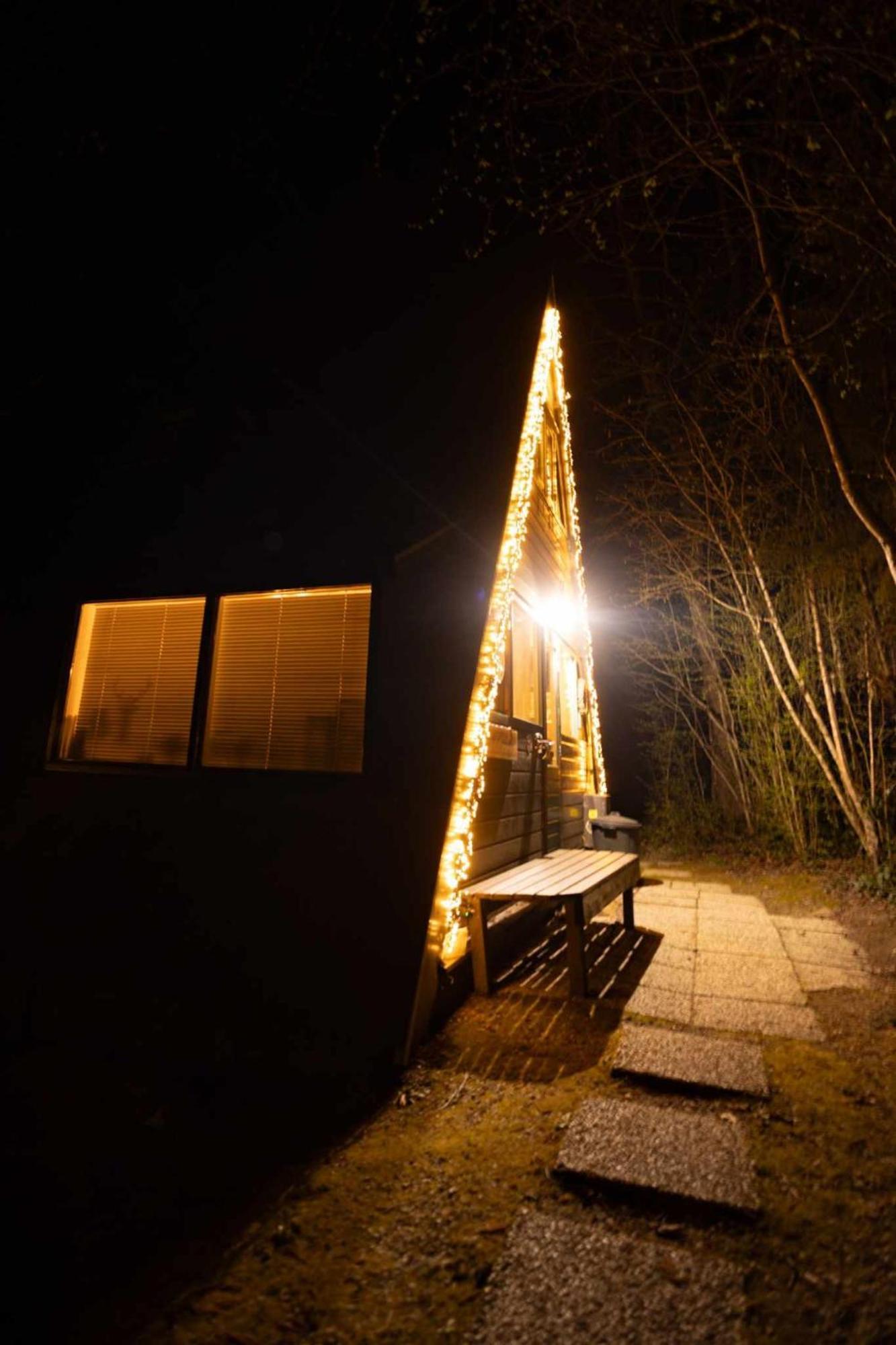 Het Hertenbos Chalet 136 - Bos- Groene Oase- Rustmoment- Zwembad デュルビュイ エクステリア 写真