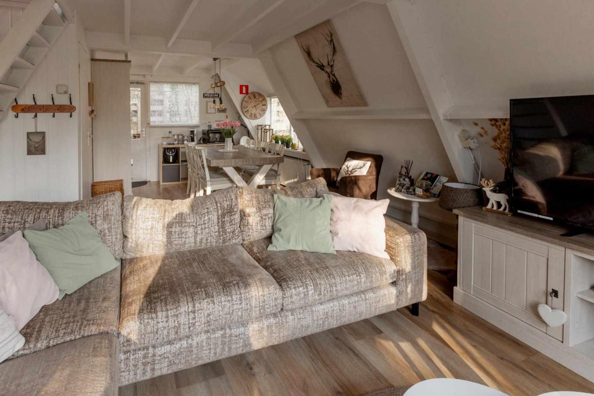 Het Hertenbos Chalet 136 - Bos- Groene Oase- Rustmoment- Zwembad デュルビュイ エクステリア 写真